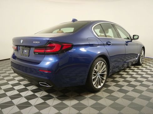 Certified 2023 BMW 530i xDrive w/ Premium Package AWD/4WD image 3