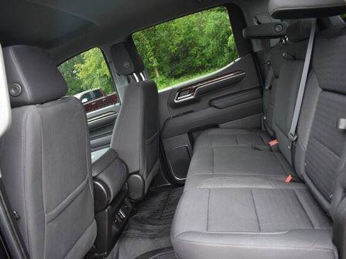 Used 2022 GMC Sierra 1500 Elevation w/ LPO, Elevation Black Package AWD/4WD image 23