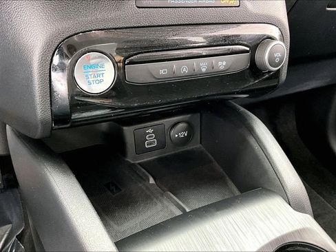 Certified 2024 Ford Escape Active w/ Tech Pack #2 image 32