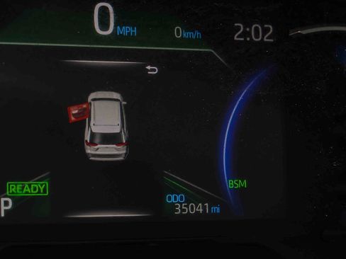 Used 2024 Toyota RAV4 LE image 11