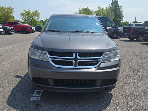 Used 2015 Dodge Journey American Value Package w/ Flexible Seating Group FWD image 2
