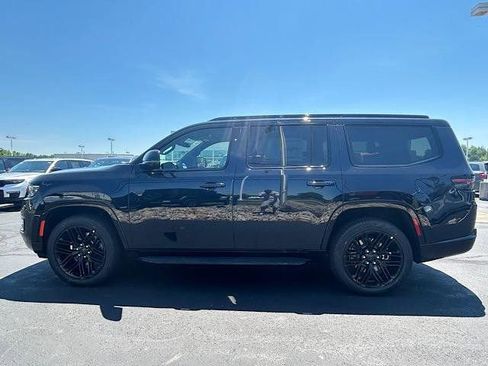 New 2025 Jeep Wagoneer Series II w/ Convenience Group I AWD/4WD image 4