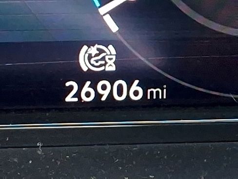 Used 2025 Volkswagen Atlas SE image 20