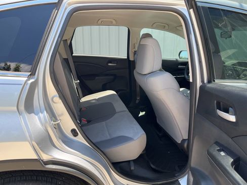 Used 2016 Honda CR-V SE image 14