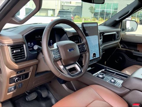 Used 2024 Ford Expedition Max King Ranch AWD/4WD image 18
