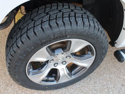 Used 2022 RAM 1500 Laramie image 16