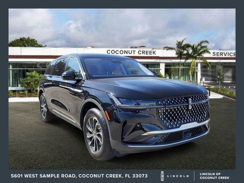 New 2026 Lincoln Nautilus Premier AWD/4WD image 1
