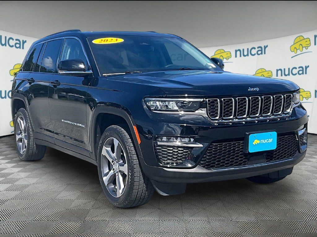 Used 2023 Jeep Grand Cherokee 4WD 4xe image 1