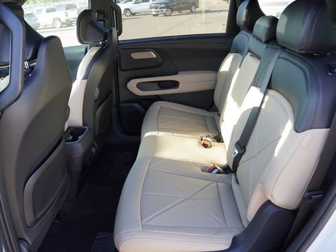 Used 2027 Kia Telluride EX AWD/4WD image 11