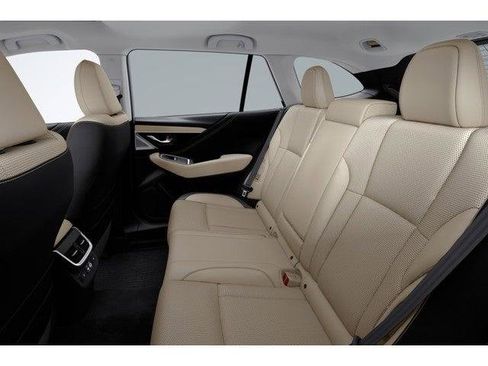 New 2025 Subaru Outback Limited image 17