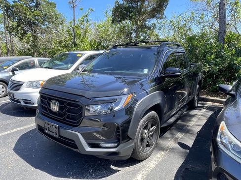 Used 2023 Honda Ridgeline Black Edition image 10