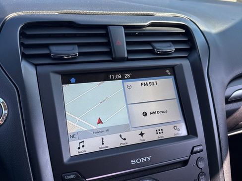 Used 2017 Ford Fusion Titanium image 32