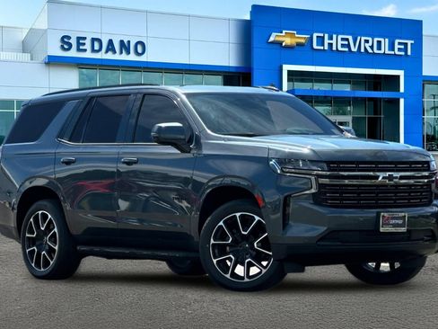Used 2021 Chevrolet Tahoe RST w/ Luxury Package RWD image 2