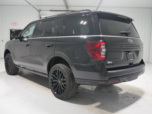 Certified 2023 Ford Expedition Limited image 8