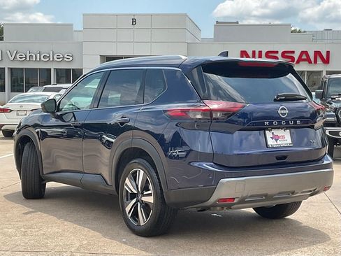 Used 2026 Nissan Rogue SL FWD image 6