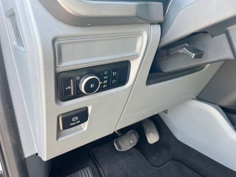 Used 2024 Ford F150 XLT w/ Mobile Office Package image 11