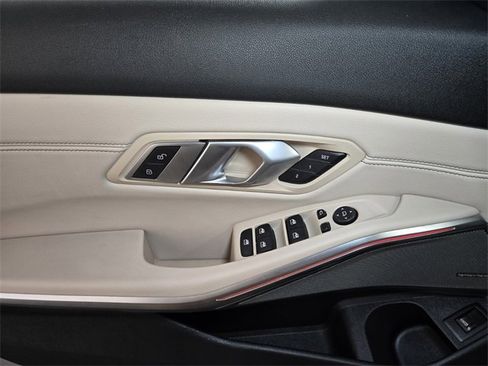 Used 2021 BMW M340i w/ Executive Package image 15