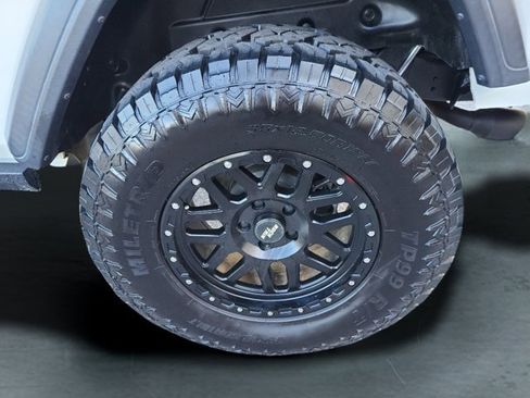 Certified 2020 Jeep Wrangler Sport image 12