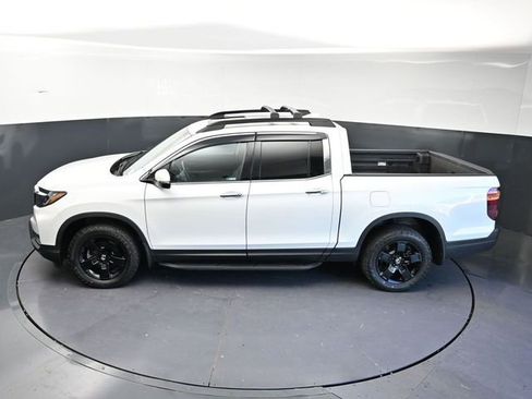 Used 2021 Honda Ridgeline RTL-E image 31