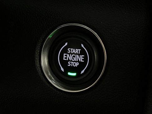 Used 2024 GMC Acadia Denali FWD image 23