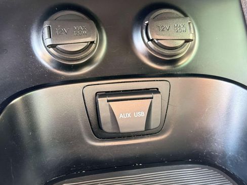 Used 2013 Hyundai Santa Fe GLS FWD image 25