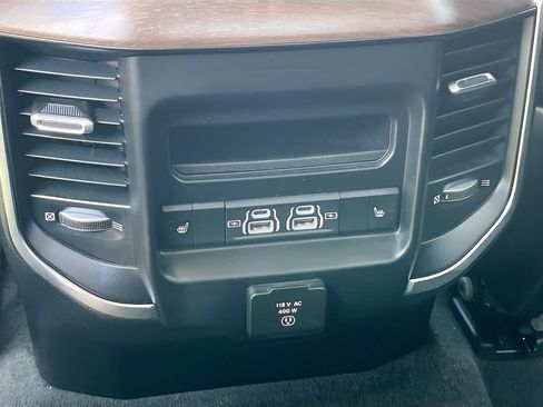 Used 2021 RAM 1500 Laramie AWD/4WD image 27