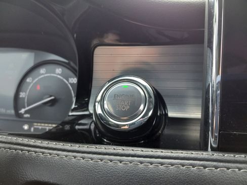 Used 2020 Lincoln Corsair FWD w/ Equipment Group 101A image 22