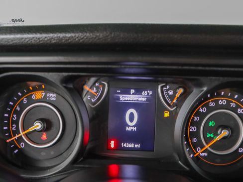 Used 2024 Jeep Wrangler Unlimited Sport image 15