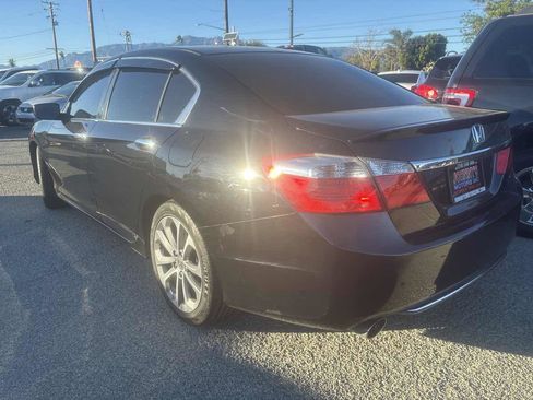 Used 2015 Honda Accord Sport image 3