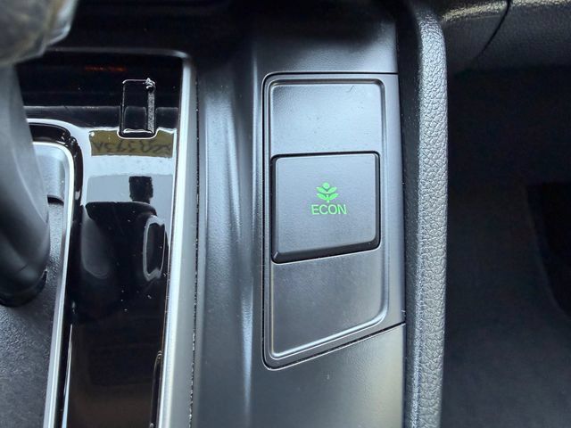 Used 2017 Honda CR-V LX image 28