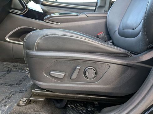 Certified 2024 Hyundai Tucson Limited image 17