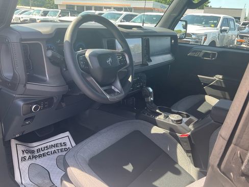 New 2026 Ford Bronco 4-Door AWD/4WD image 15