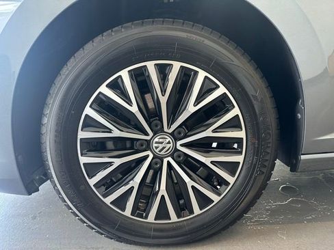 Used 2019 Volkswagen Jetta SEL image 24