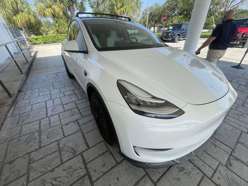 Used 2021 Tesla Model Y Long Range AWD/4WD image 5