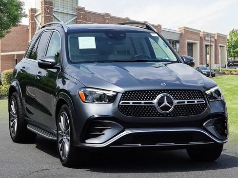 Certified 2024 Mercedes-Benz GLE 450e 4MATIC image 3