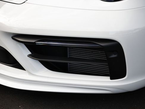 Certified 2023 Porsche 911 Carrera GTS image 13