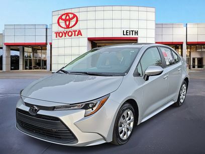 Used 2025 Toyota Corolla LE