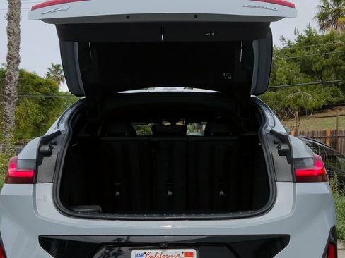 Used 2023 BMW X4 xDrive30i w/ M Sport Package image 20