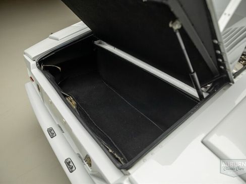 Used 1989 Lamborghini Countach Coupe RWD image 35