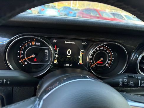 Used 2021 Jeep Wrangler Unlimited Sahara image 18