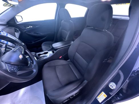 Used 2021 Chevrolet Malibu LT FWD image 14
