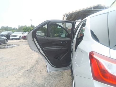 Used 2019 Chevrolet Equinox LT AWD/4WD image 29