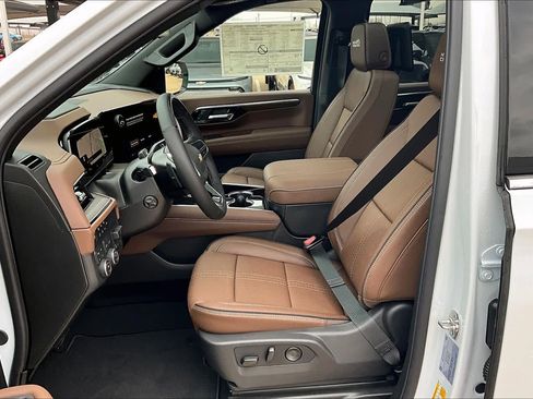 New 2026 Chevrolet Suburban High Country image 10