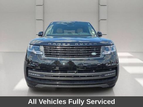 Used 2024 Land Rover Range Rover SE AWD/4WD image 8