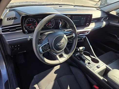 Used 2021 Kia K5 LXS image 9