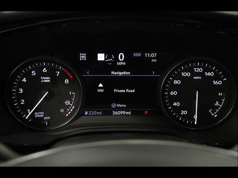 Used 2024 Cadillac XT5 Premium Luxury w/ Technology Package AWD/4WD image 8