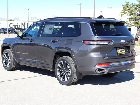 New 2025 Jeep Grand Cherokee L Overland w/ Advanced Protech Group III image 7