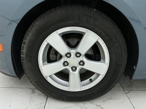 Used 2012 Chevrolet Cruze LT FWD image 23