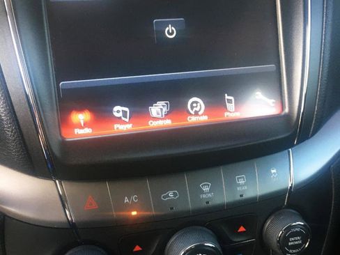 Used 2018 Dodge Journey Crossroad image 25