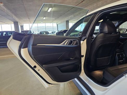 Used 2023 BMW i4 eDrive35 RWD image 29
